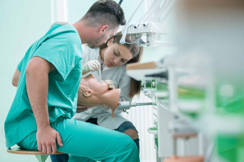 New dental degree in Ireland receives regulatory support